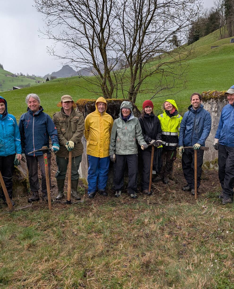 Vorstand und Mitarbeiterinnen der Geschäftsstelle von Pro Natura Unterwalden sowie die Mitglieder der Arbeitsgruppe "IG Haubenmeise"