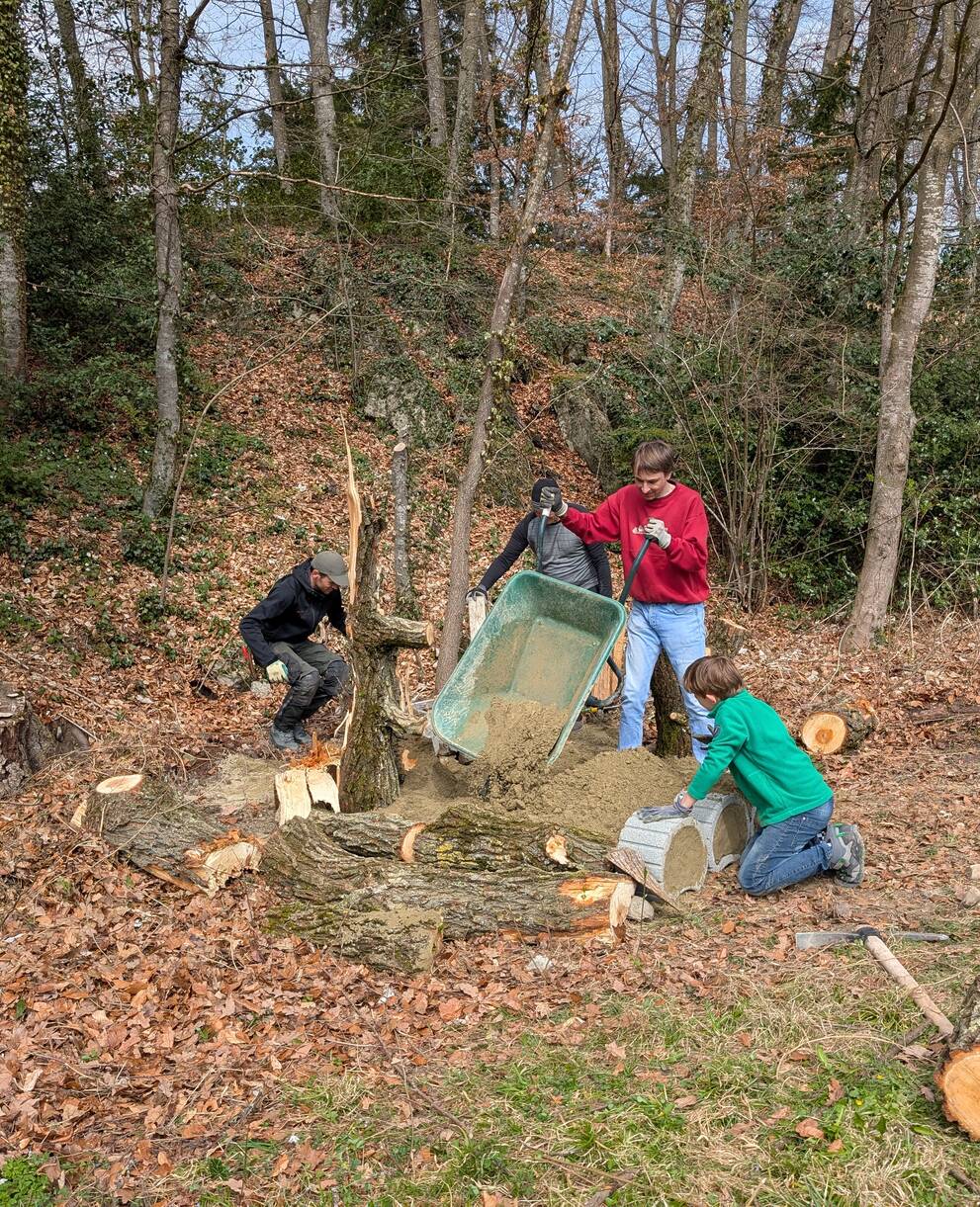 Freiwillige bei der Arbeit